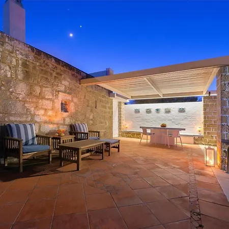 Petra House Villa *